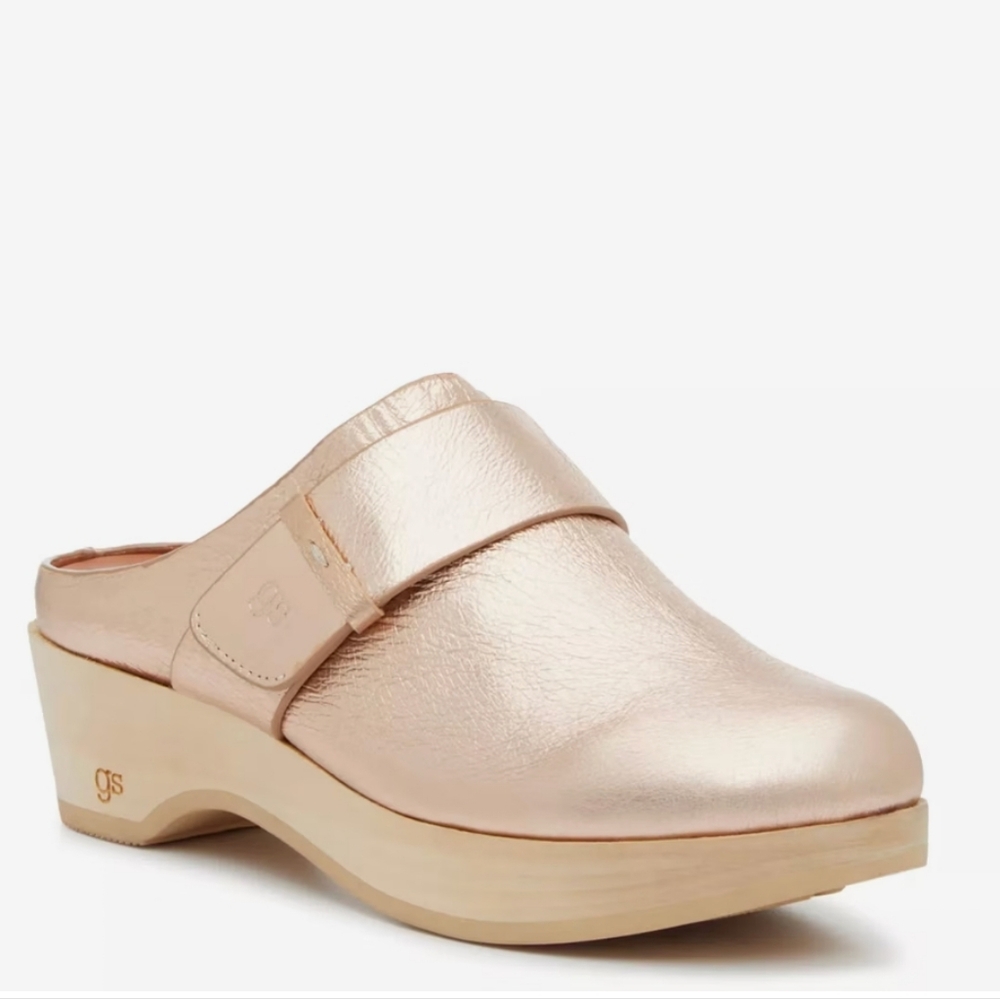 Gentle Souls by Kenneth Cole Henley Clog. Size 9